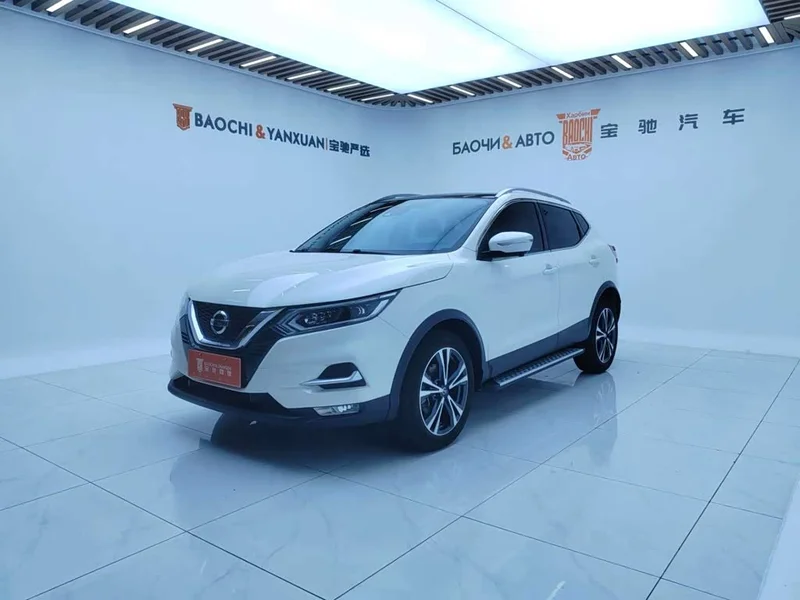 Nissan Qashqai — фото 1