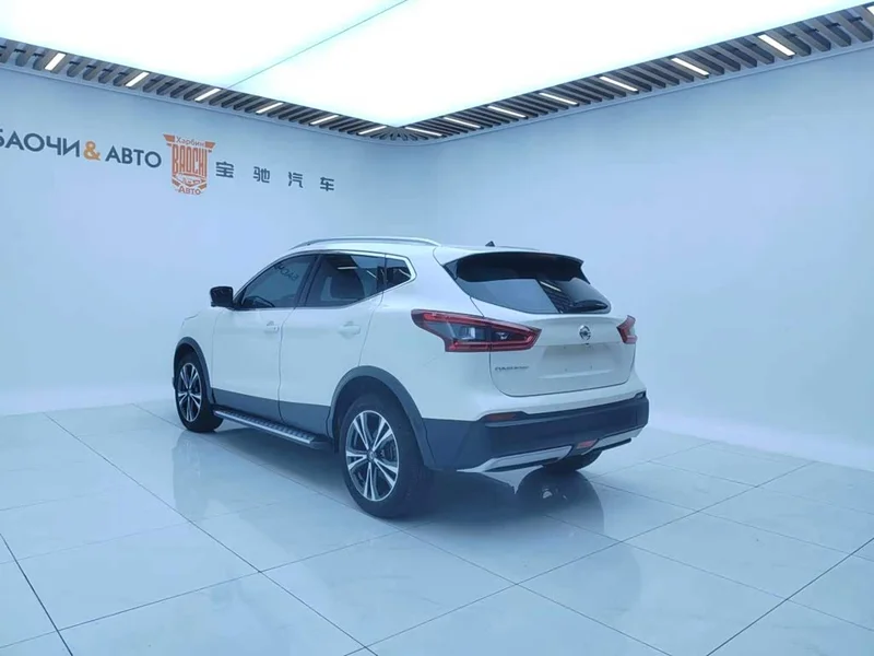 Nissan Qashqai — фото 4