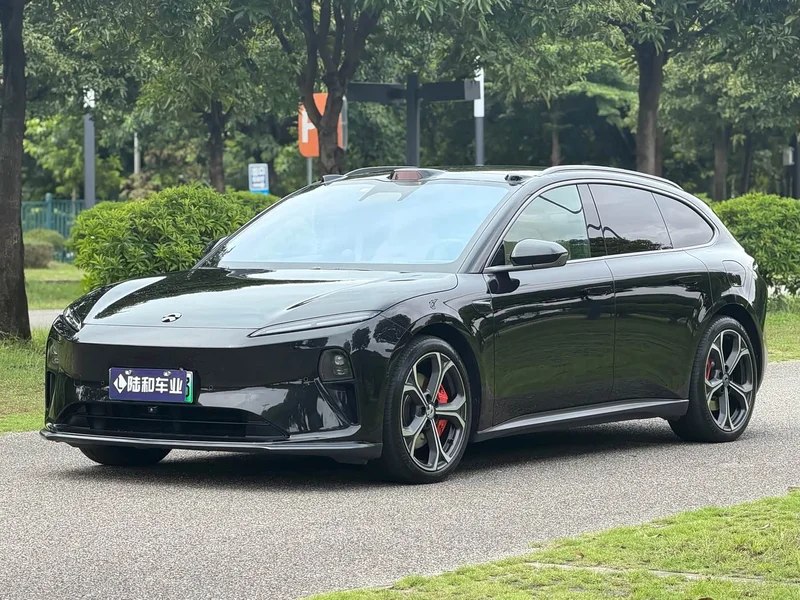 NIO ET5T