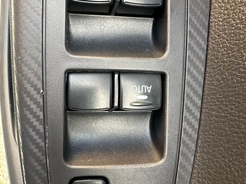 Mitsubishi Eclipse Cross — фото 11