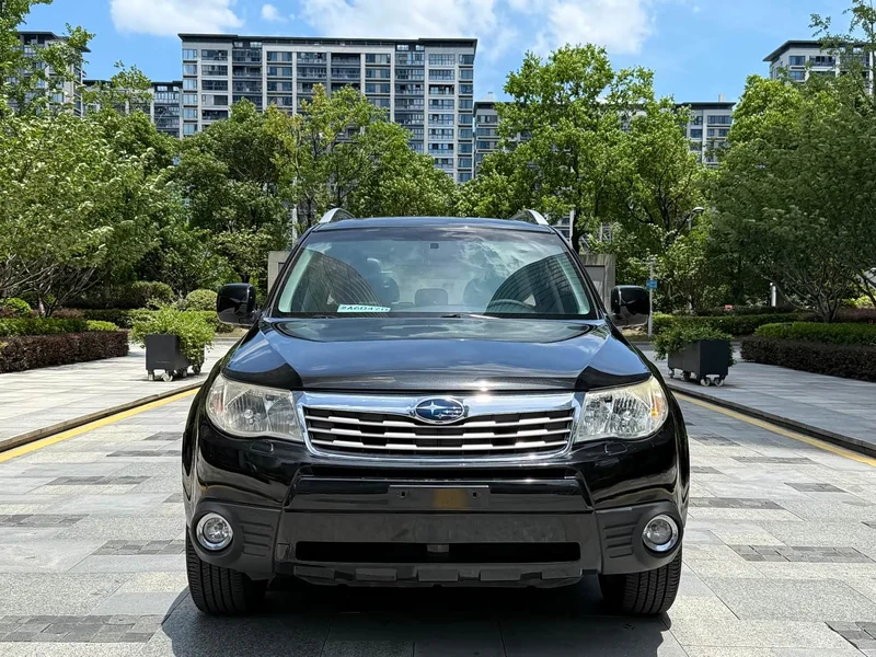 Subaru Forester — фото 2
