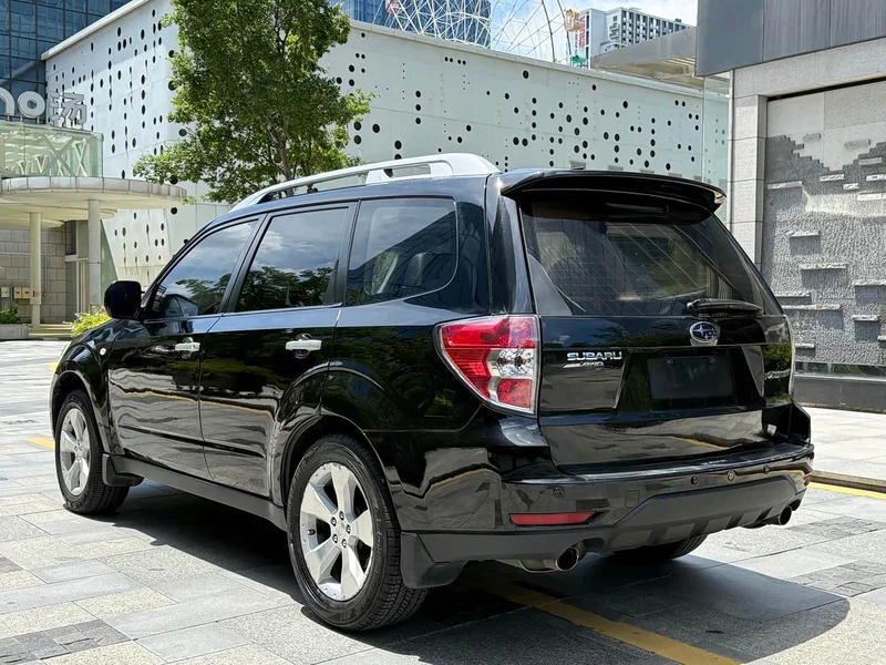 Subaru Forester — фото 6