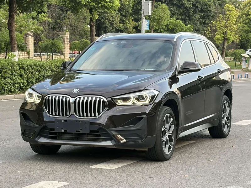BMW X1 — фото 1
