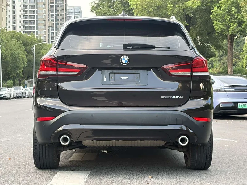 BMW X1 — фото 16