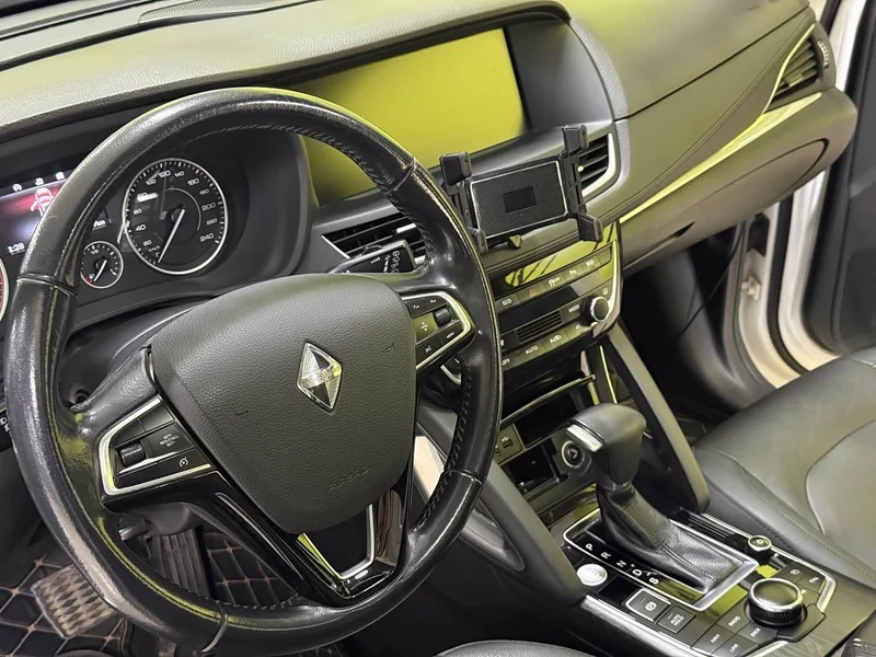 Borgward BX7 — фото 15