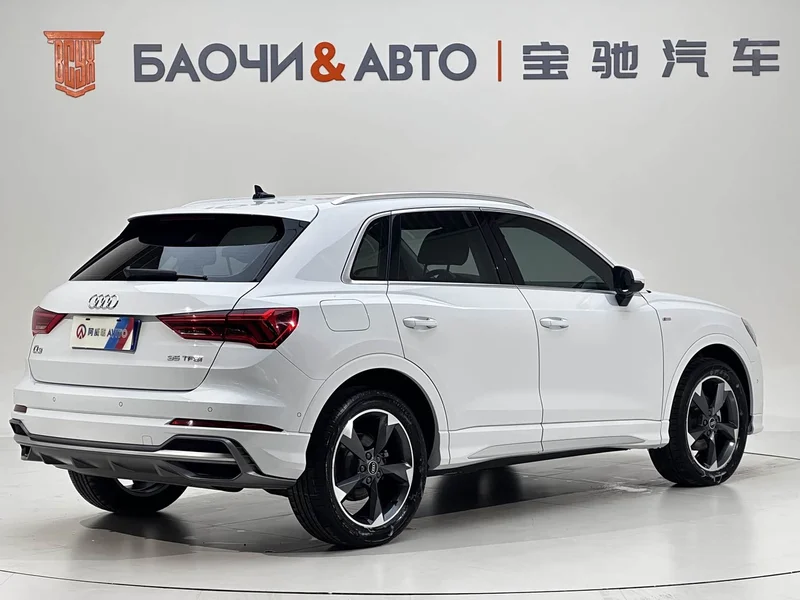 Audi Q3 — фото 28