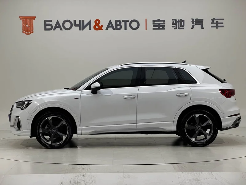 Audi Q3 — фото 3