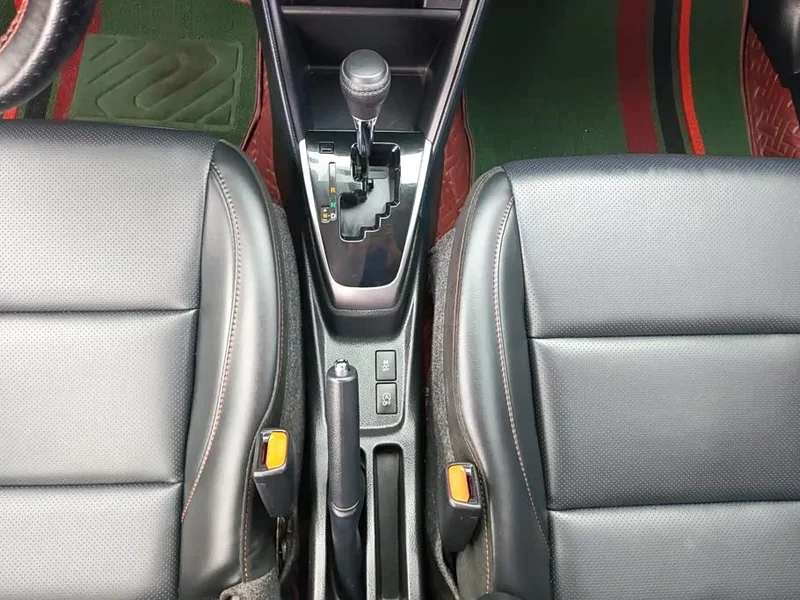 Toyota Yaris L — фото 16