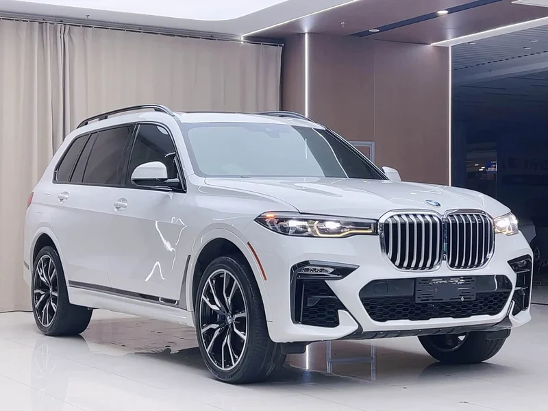 BMW X7 — фото 3