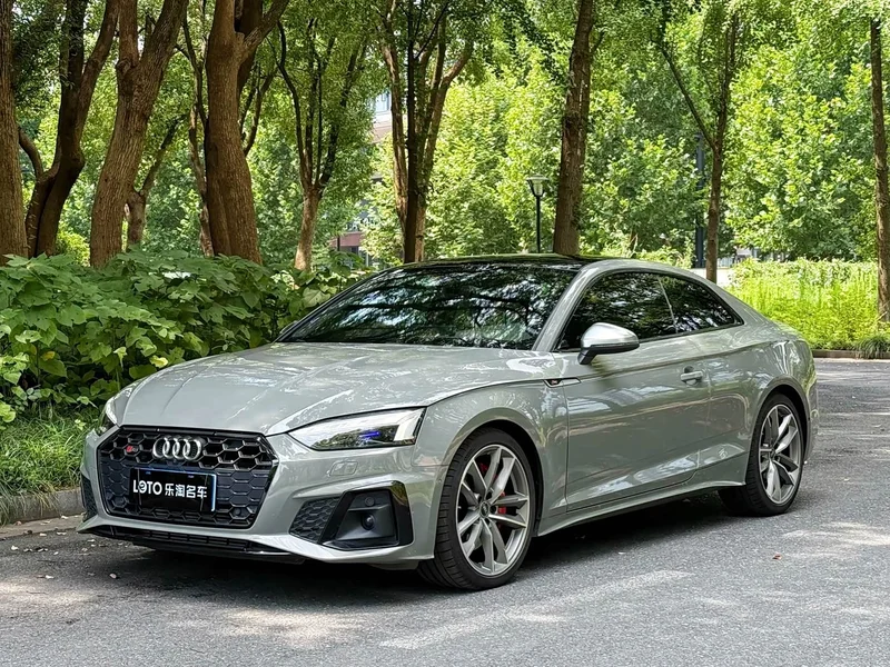 Audi S5