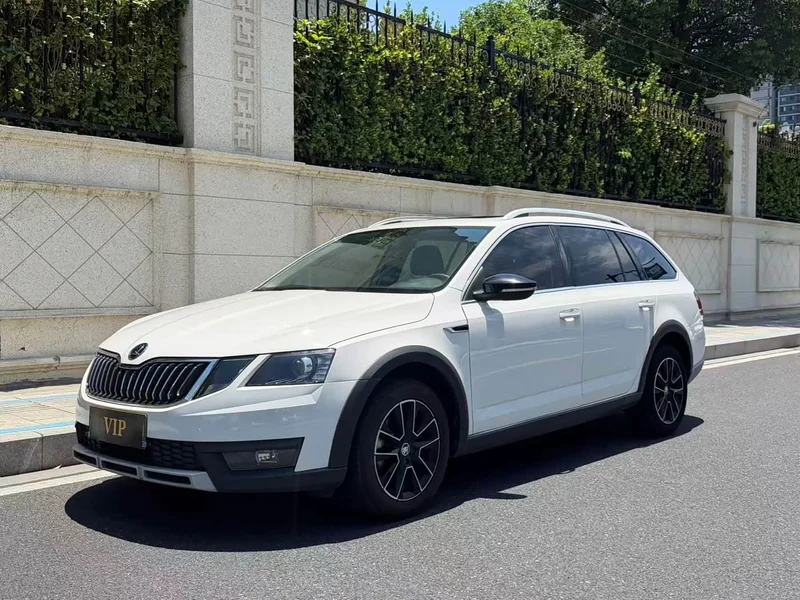 Volkswagen Octavia — фото 1
