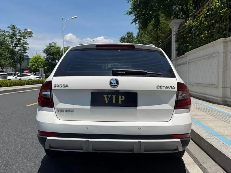 Volkswagen Octavia — фото 4