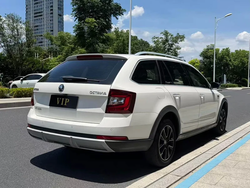 Volkswagen Octavia — фото 5