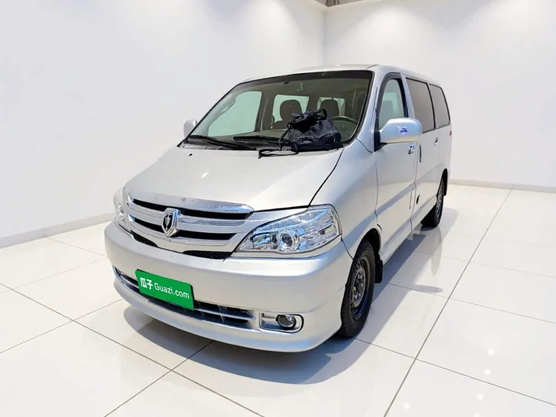 Mitsubishi Grunder