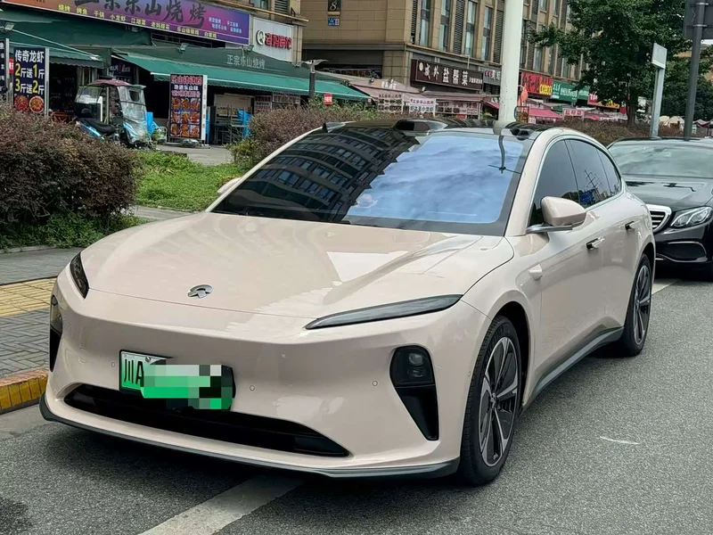 NIO ET5T