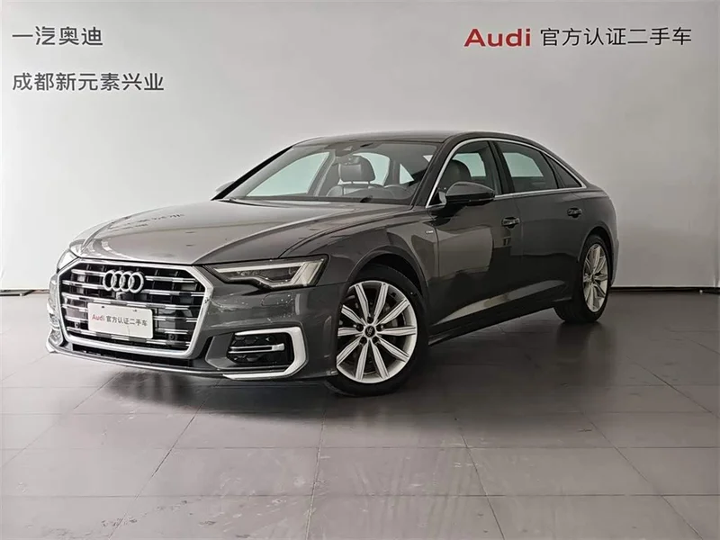 Audi A6L — фото 1