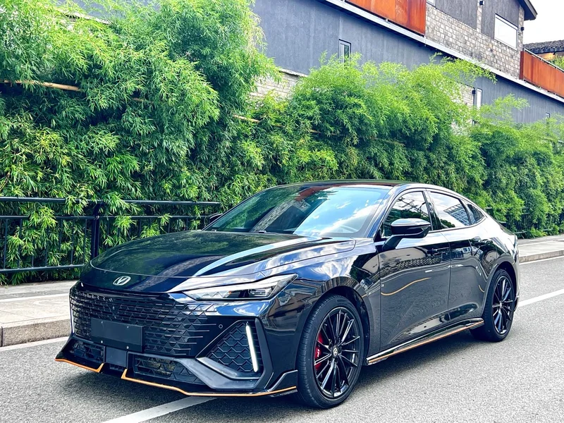 Changan UNI-V