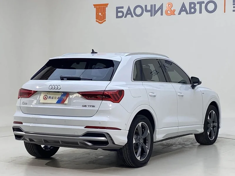 Audi Q3 — фото 20