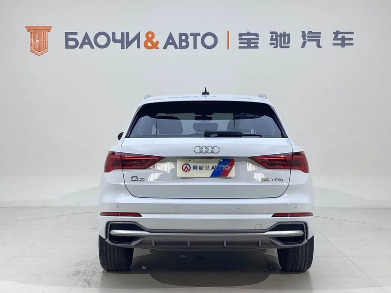 Audi Q3 — фото 21