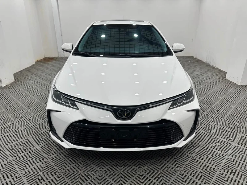 Toyota Corolla — фото 2