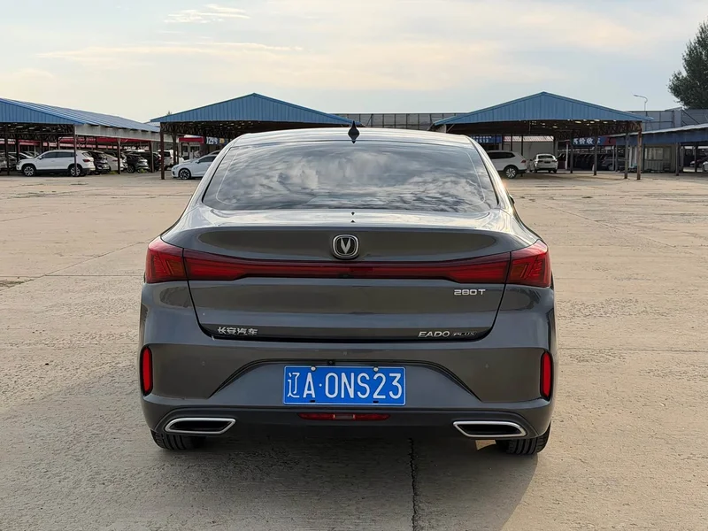 Changan Eado — фото 6