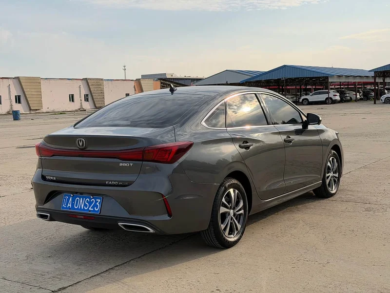 Changan Eado — фото 7