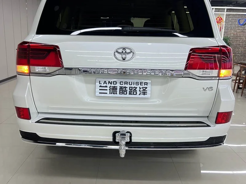 Toyota Land Cruiser (Imported) — фото 4