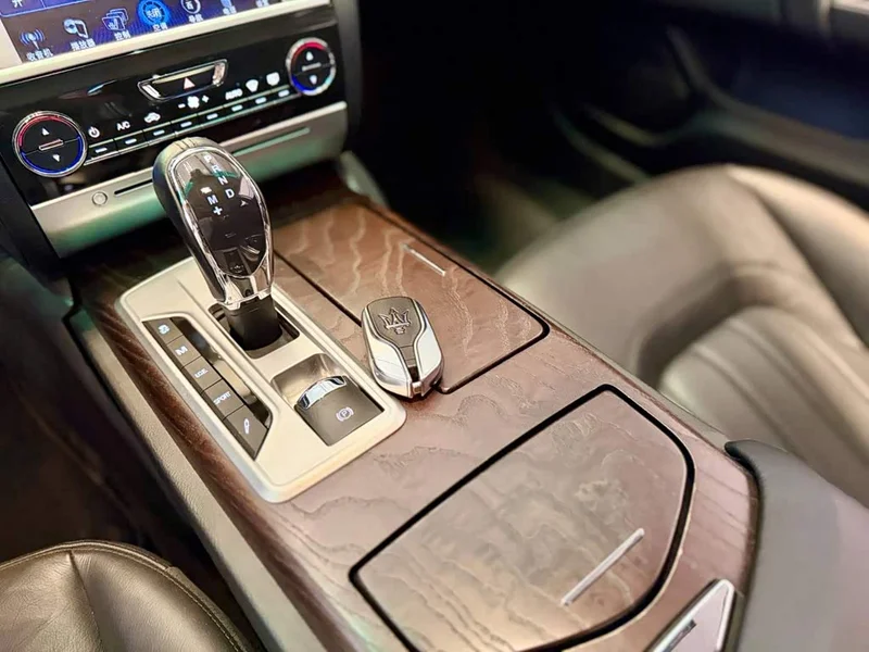 Lincoln Continental — фото 7