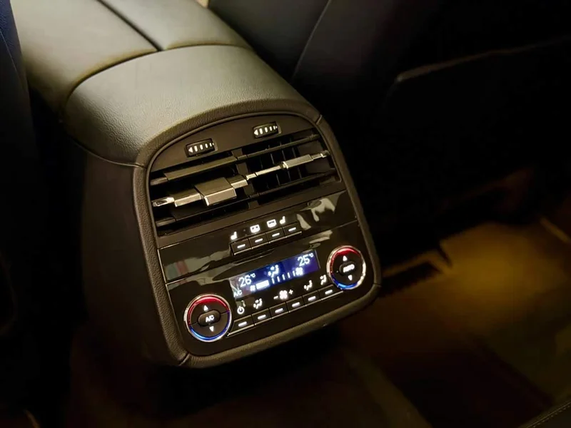 Lincoln Continental — фото 10