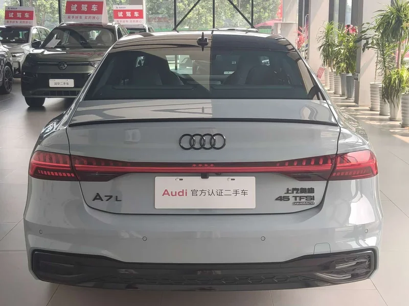 Audi A7L — фото 4