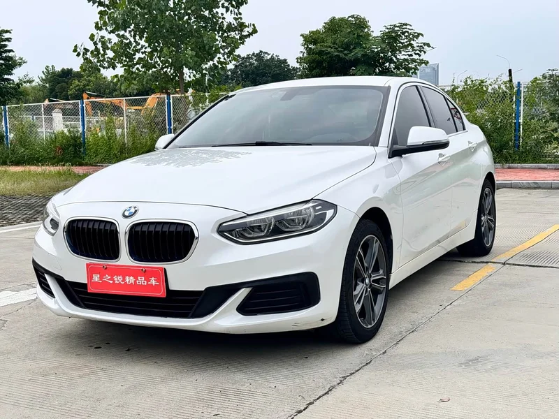 BMW 1-Series — фото 1