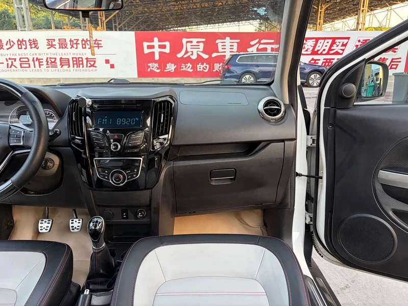 Great Wall M4 — фото 11