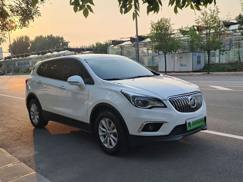 Buick Envision Plus — фото 3