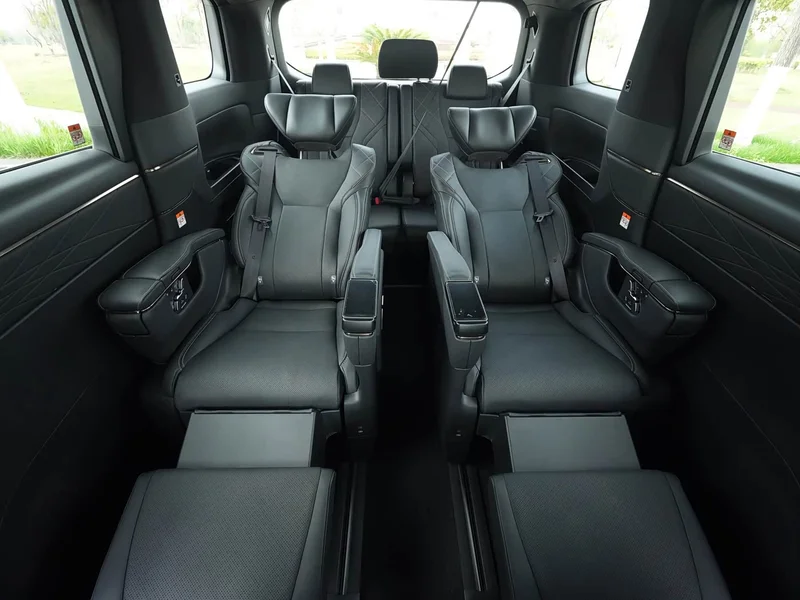 Toyota Alphard — фото 6