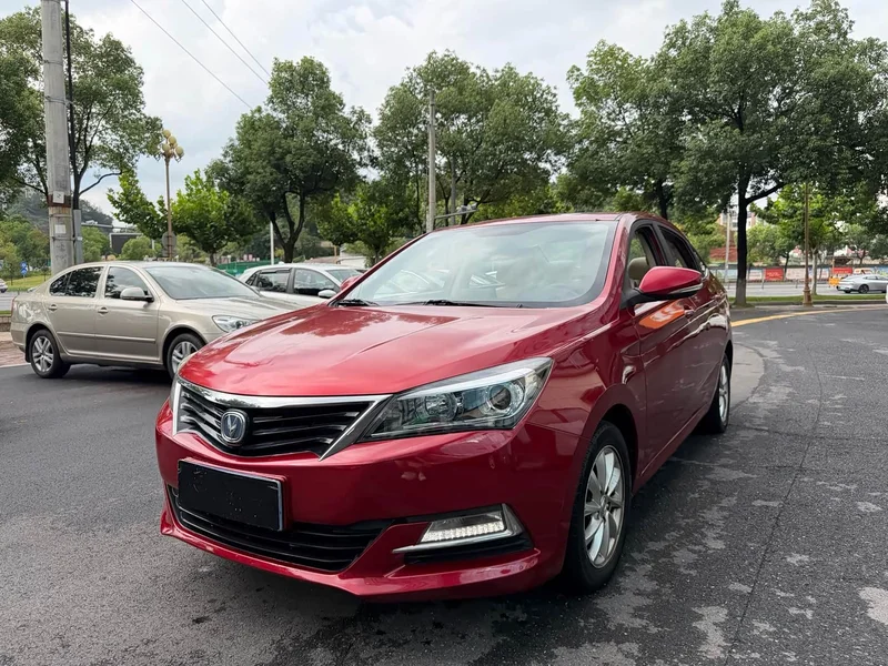 Changan Yuexiang V7