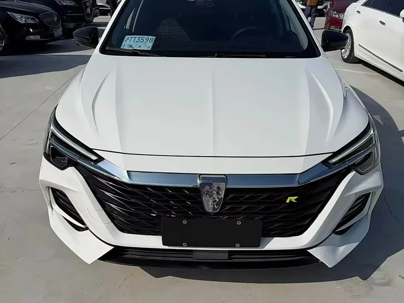 Roewe i6 MAX New Energy — фото 1