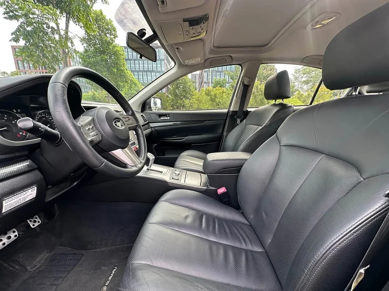 Subaru Legacy — фото 14