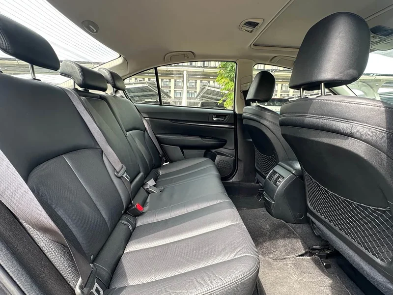 Subaru Legacy — фото 20