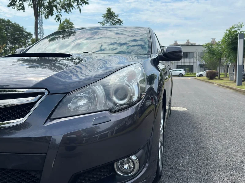 Subaru Legacy — фото 7
