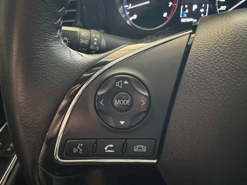 Mitsubishi Outlander — фото 17