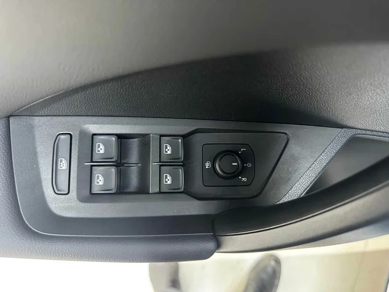 Volkswagen Tharu — фото 14