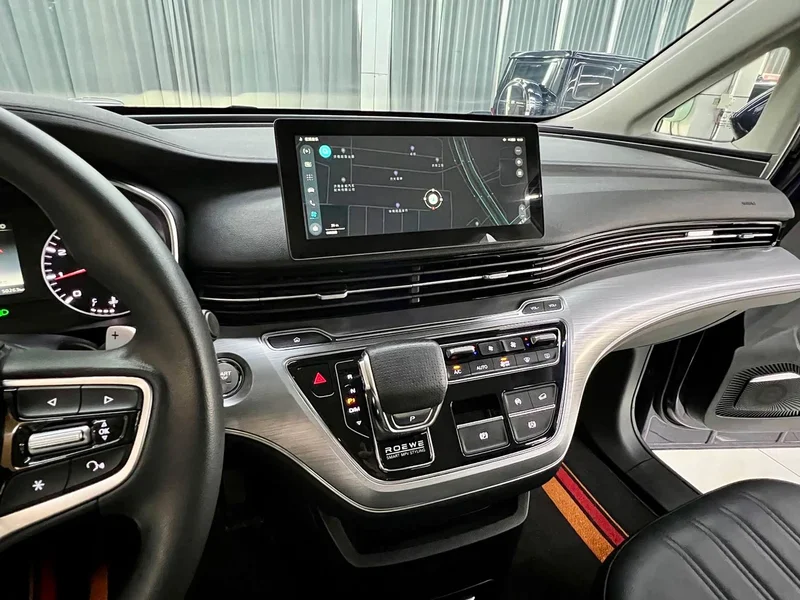Roewe iMAX8 — фото 12