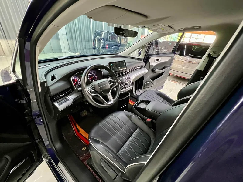 Roewe iMAX8 — фото 9