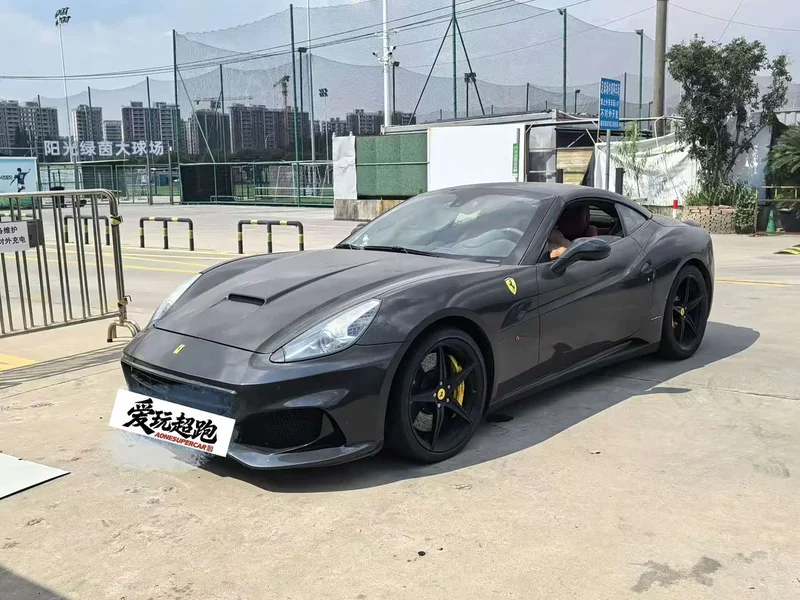 Ferrari California T