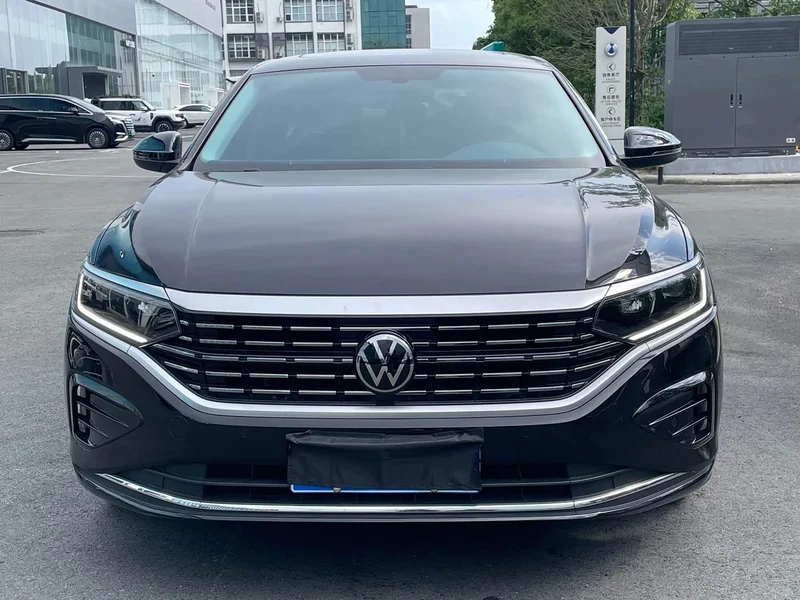 Volkswagen Passat — фото 2