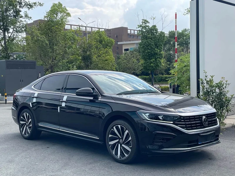 Volkswagen Passat — фото 3