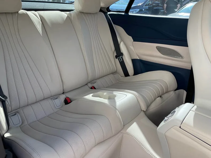 Mercedes-Benz E-Class (Imported) — фото 16