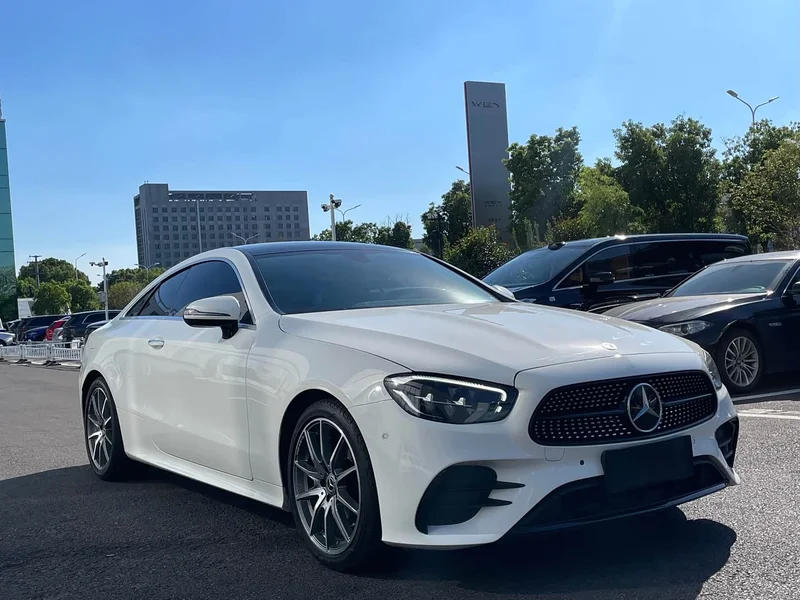 Mercedes-Benz E-Class (Imported) — фото 3