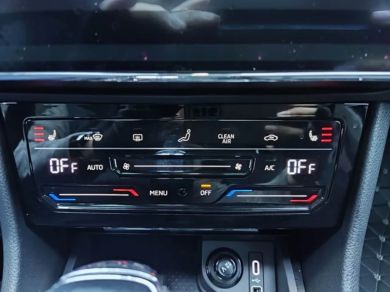 Skoda Superb — фото 12