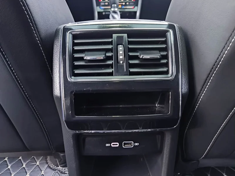 Skoda Superb — фото 14